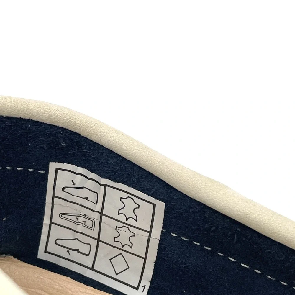 Timberland Classic 2-Eye Navy Blue Cream Leather Boat Shoes Men's Size 10M